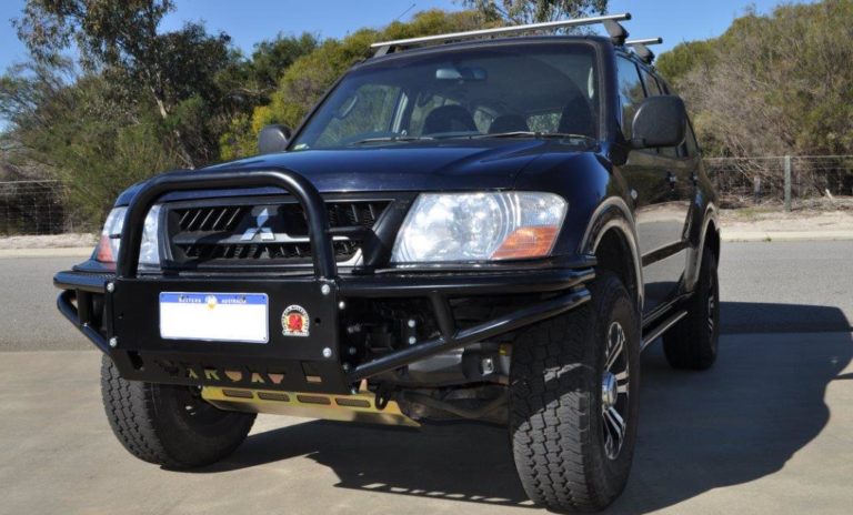 XROX Bull bar Pajero NP 11/2002-10/2006
